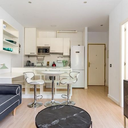 Bright Modern -1Bedroom 1Bath -Cuatro Caminos Мадрид Екстериор снимка